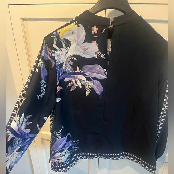 Ted Baker Caella Decadence flowered long sleeved blouse, size 3 (10-12) - Picture 10 of 10